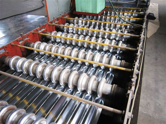 Direct leveren 1.0 mm/1.2 mm dikte gegalvaniseerd dakplaat voor Yx25-210-840/Yx35-125-750/Yx35-200-1000 tegeltypen