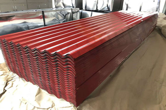 RAL9003 RAL3002 3.66m lange PPGI-dakplaten met een middelgrote hardheid en een 8-30/5-30um primercoating