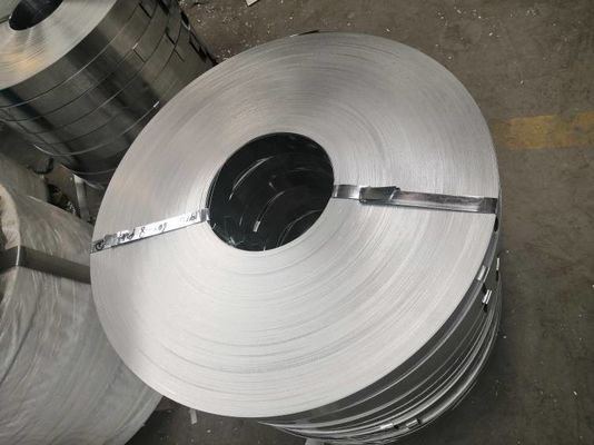 Niet-geoliede gegalvaniseerde stalen rollen 0,6 mm * 160 mm 0,8 mm * 200 mm voor PVOC-certificaat in bulk