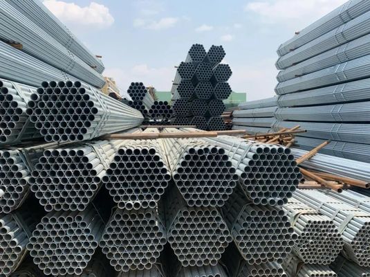 Hot Dip Gi Steel Scaffold Tubes Pre hot dipped galvaniseerde ronde stalen buizen Sectie Vorm Ronde facturatie op basis van het werkelijke gewicht