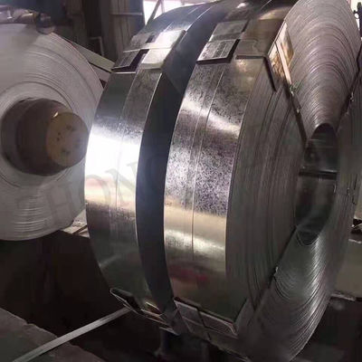 Q235B Structurele kwaliteit gegalvaniseerd koudgewalst staal 0,2 mm 0,4 mm Dikte Z12 Strip Plaat staal voor structurele