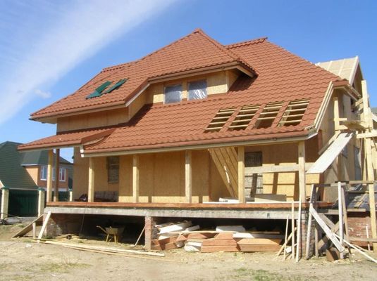 Grondstof PVC ASA coating kleur steen chip bedekt metro dakplaat dakplaat met en kleurrijk ontwerp