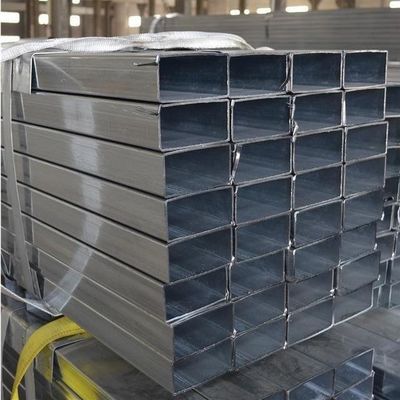 Verwerkingsservice Punching Carbon Steel Square Pipe 2.0*40*40mm met ABS Certificate