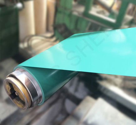 0.5mm PPGI spoelen rechtstreeks leveren witte kleur voorgeverfde stalen spoel voor het maken van whiteboards RAL groene tolerantie ± 1%
