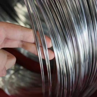 ASTM-standaard 0,7 mm 0,8 mm 1,2 mm 1,6 mm 1,8 mm 2 mm 2,5 mm Bailing Wire Elektro gegalvaniseerde ijzeren draad