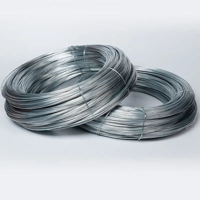 SAE1006 SAE1008 SAE1010 Carbon Gi draad voor het maken van spijkers gegalvaniseerde ijzeren draad Tolerantie ± 1% Verwerkingsservice Afspoelen