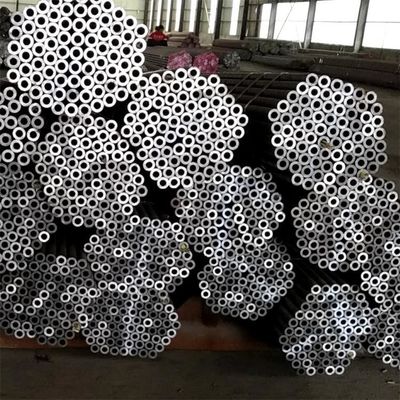 Groenhuisstructuur Sch80 Ss400 S235jr Q345 Q195 Sch 40 St37 St52 Warmgewalste naadloze buis Ronde zwart geschilderde naadloze koolstofarme stalen buis