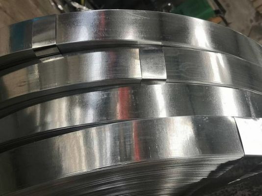 Q235 Q345 0,8 mm Dikte gegalvaniseerde stalen rollen met een primaire en tolerantie van ± 1% 180 mm Breedte