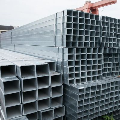 1-12 mm dikte warmgewalste ASTM A106 gegalvaniseerde vierkantpijp voor verschillende industriële doeleinden