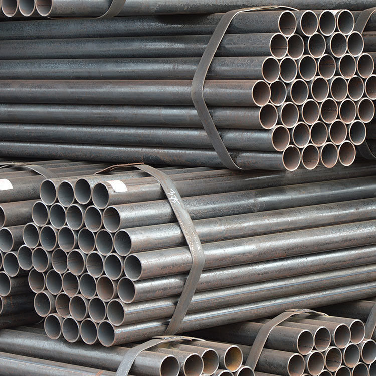 Vierkante rechthoekige ronde ASTM A53 A36 1/2-12 inch Carbon Steel Pipe Zwarte gelaste staalpijp met en 2.0-6.0mm Dikte