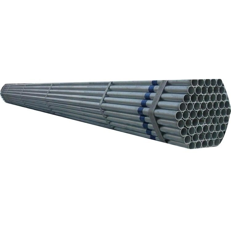 Niet-legeringspunchingsbewerkingsservice 1,2 mm 1,5 mm Dikte 6 m Lengte Warm gedompelde gegalvaniseerde ronde staalpijp voor stapelen