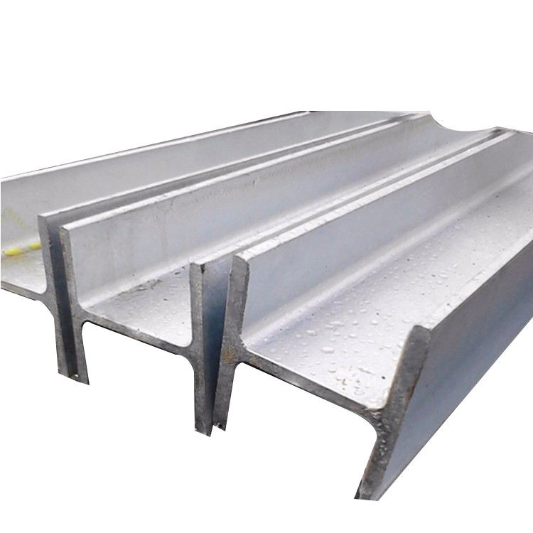 Structurele I-balk Ss400 ASTM A36 I sectie warmgewalst koolstof milde zwarte gegalvaniseerd staal I-balk voor punch